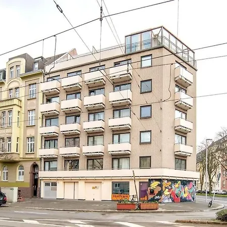 Studio Verde - Rooftop Balcony - Fair Apartment