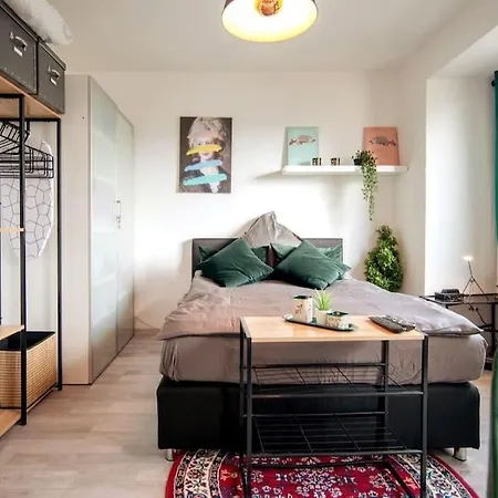 Studio Verde - Rooftop Balcony - Fair